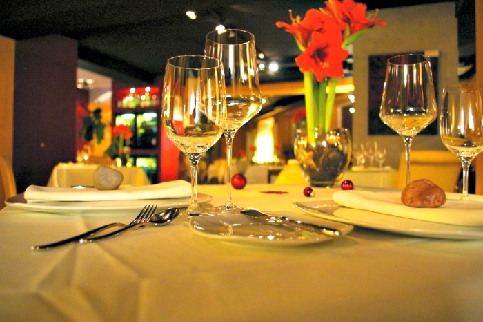 In Salzburg fein essen gehen: Esszimmer