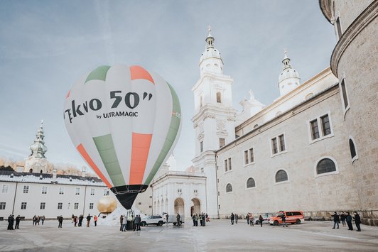 Internationales Ballonmeeting Salzburg 2019: Probestart am Kapitelplatz im Jänner | © Niko Zuparic
