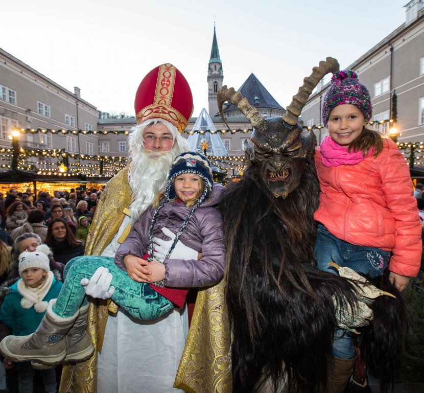 Nikolaus und Krampus in der Salzburger Altstadt