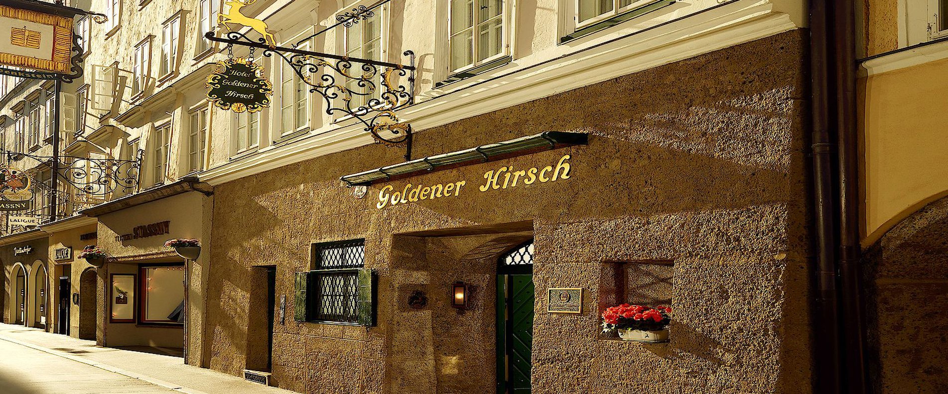 Der Goldene Hirsch – Luxury Collection Hotel mit Tradition im Herzen der Salzburger Altstadt vor dem Umbau. | © Hotel Goldener Hirsch